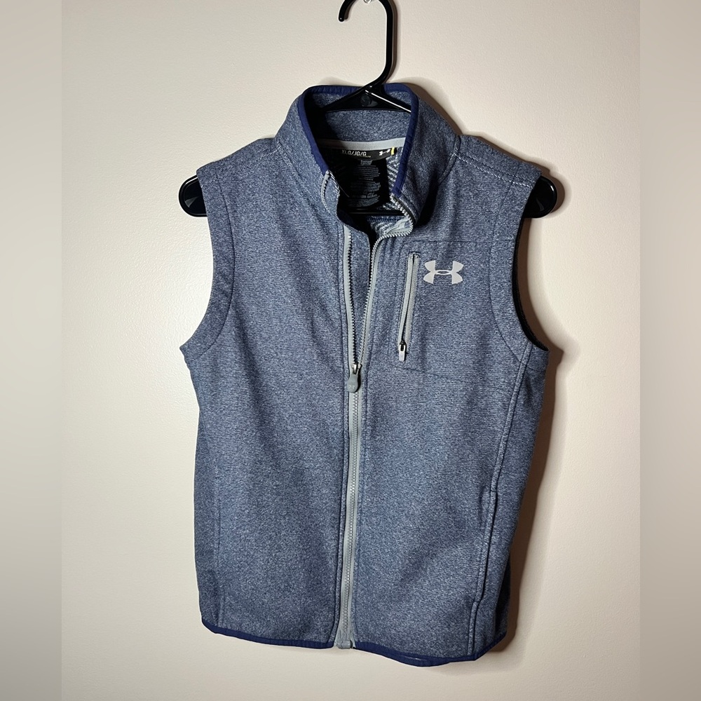 Under Armour youth large vest blue